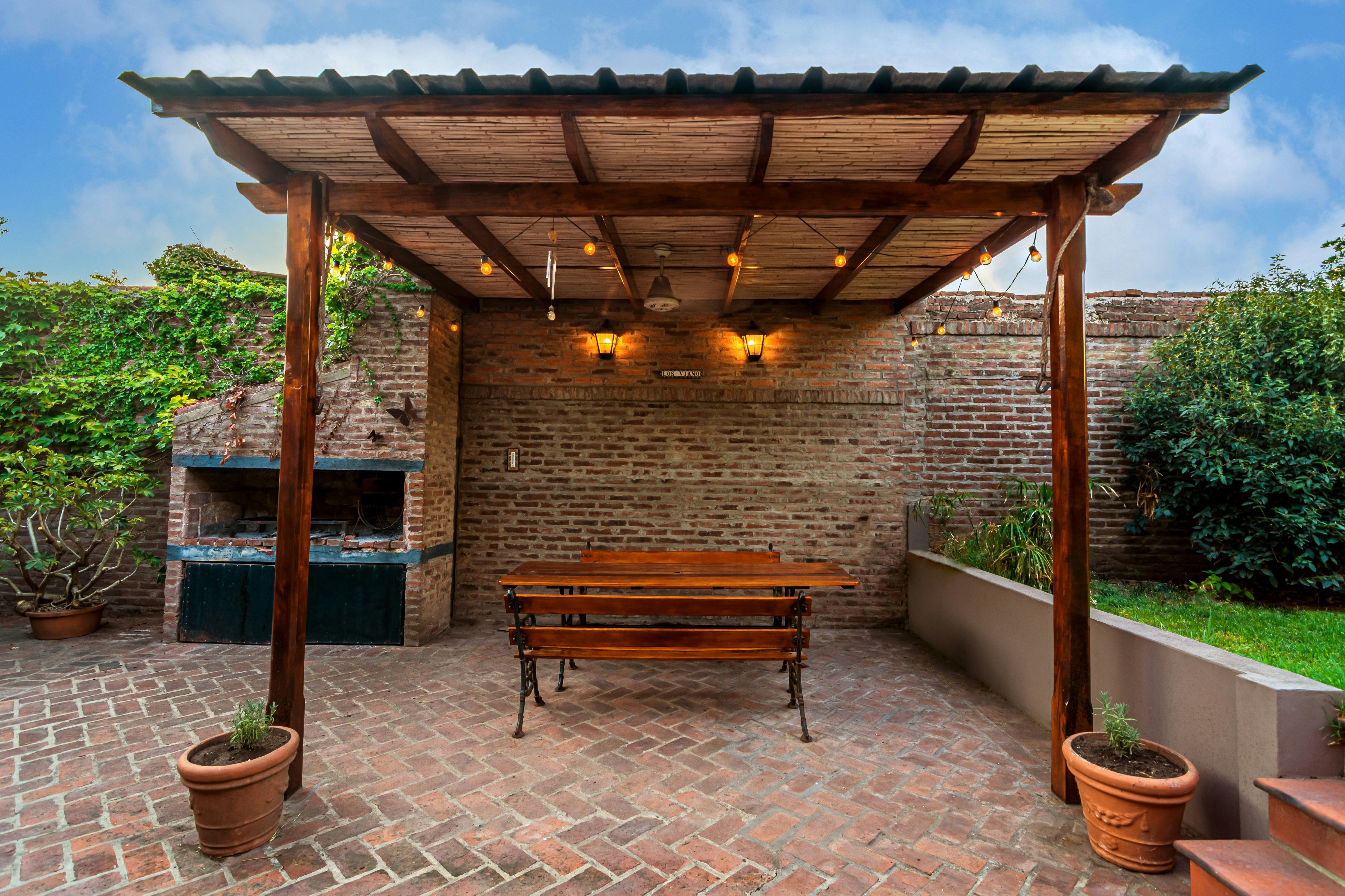 Integrating Patio Furniture with Your Garden Design – Skylars Home & Patio