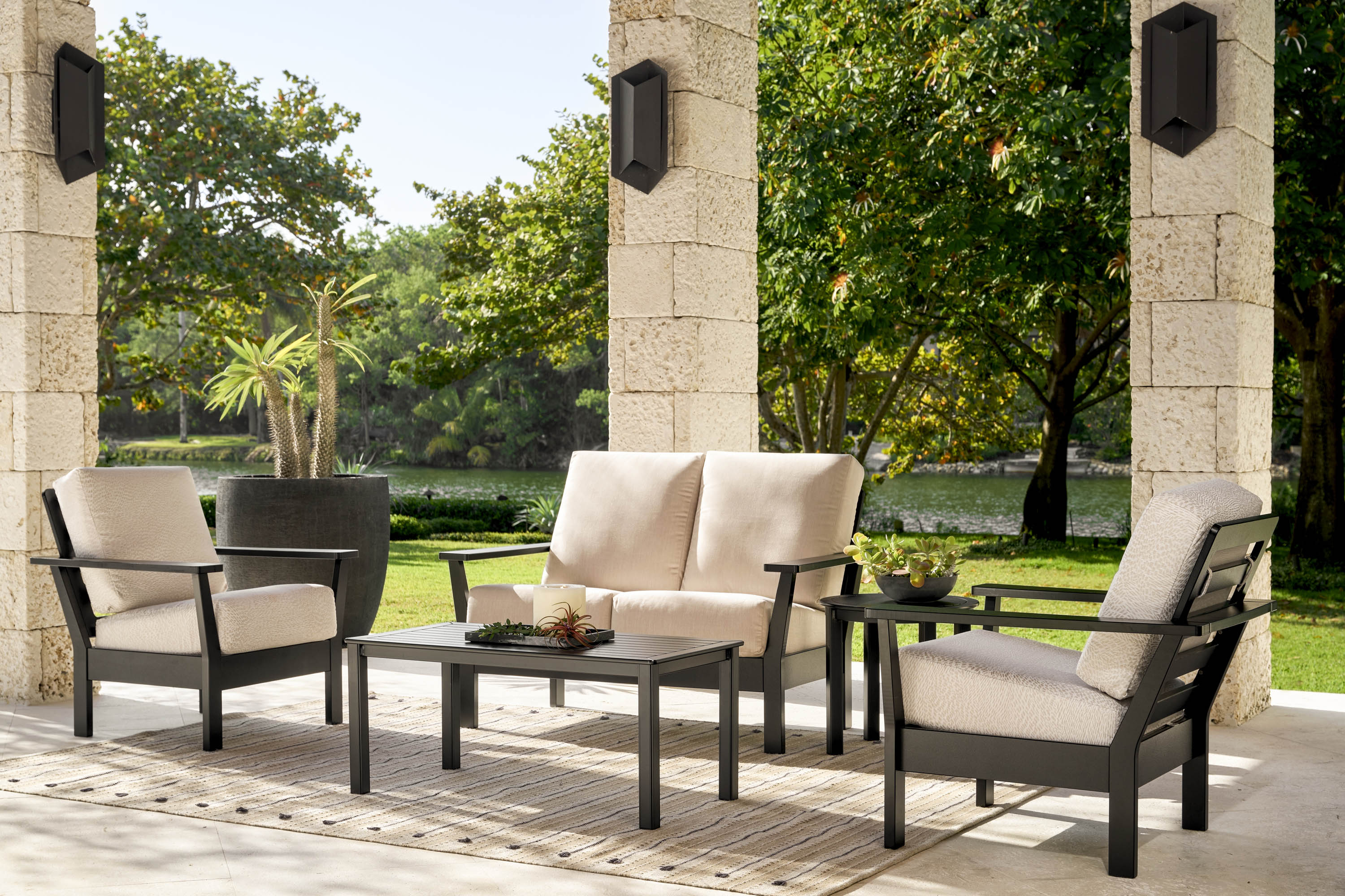 Antero Two-Seat Loveseat
