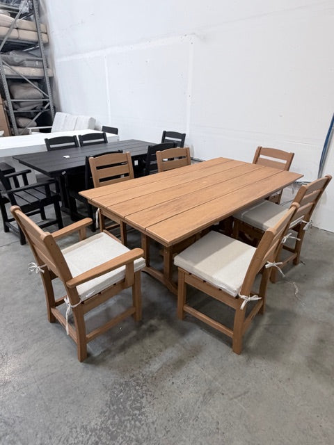 Lakeside 7-Piece Farmhouse Dining Set Pedestal