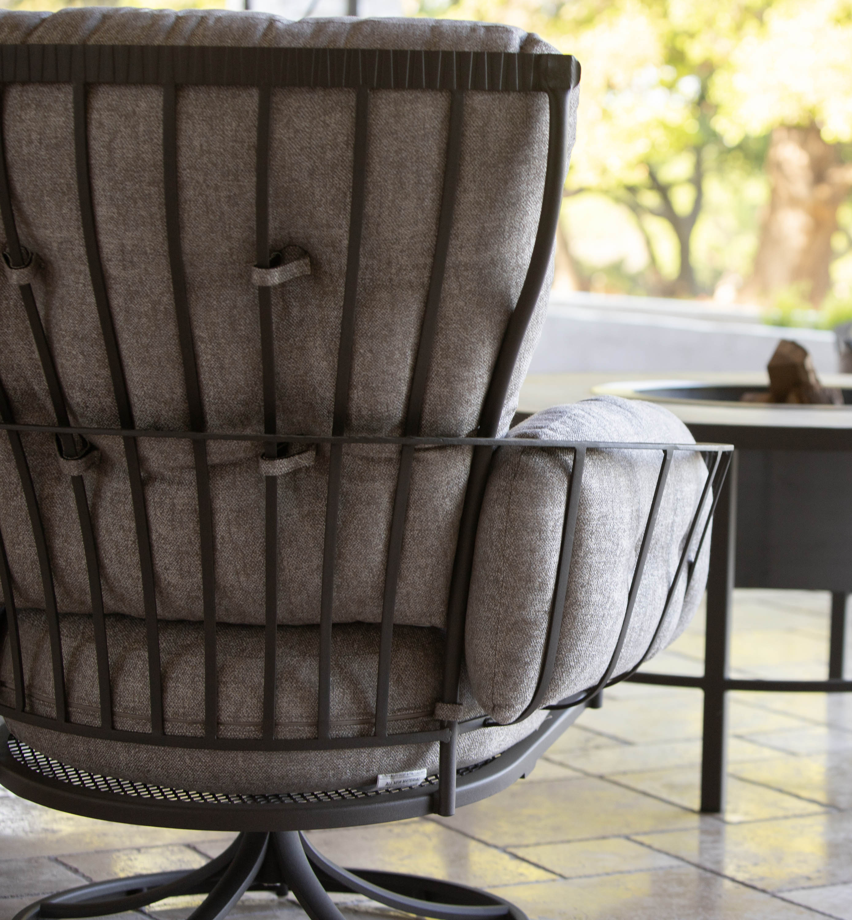 Monterra Swivel Rocker Lounge Chair