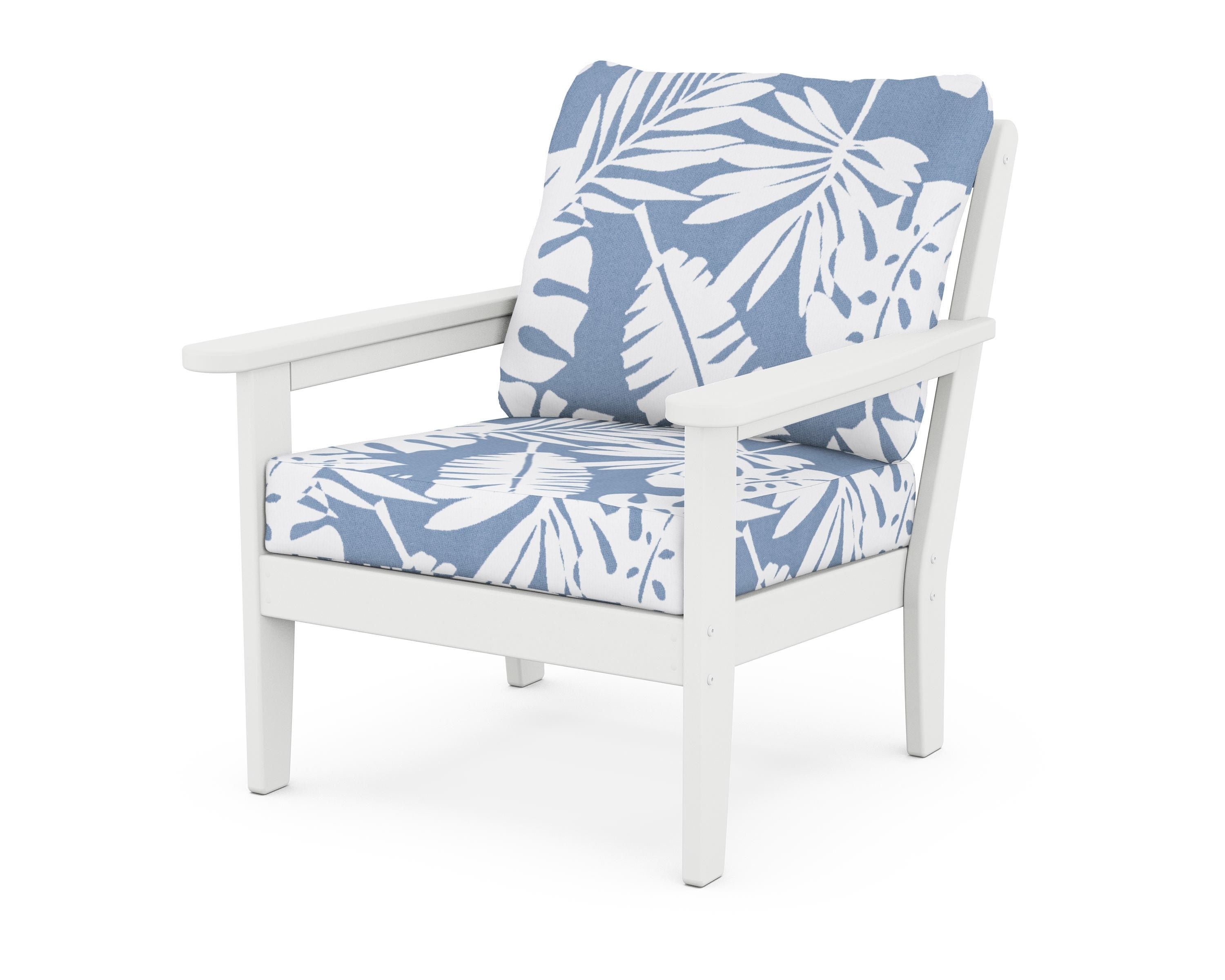 Country Living Cottage Deep Seating Chair in White / Leaf Sky Blue