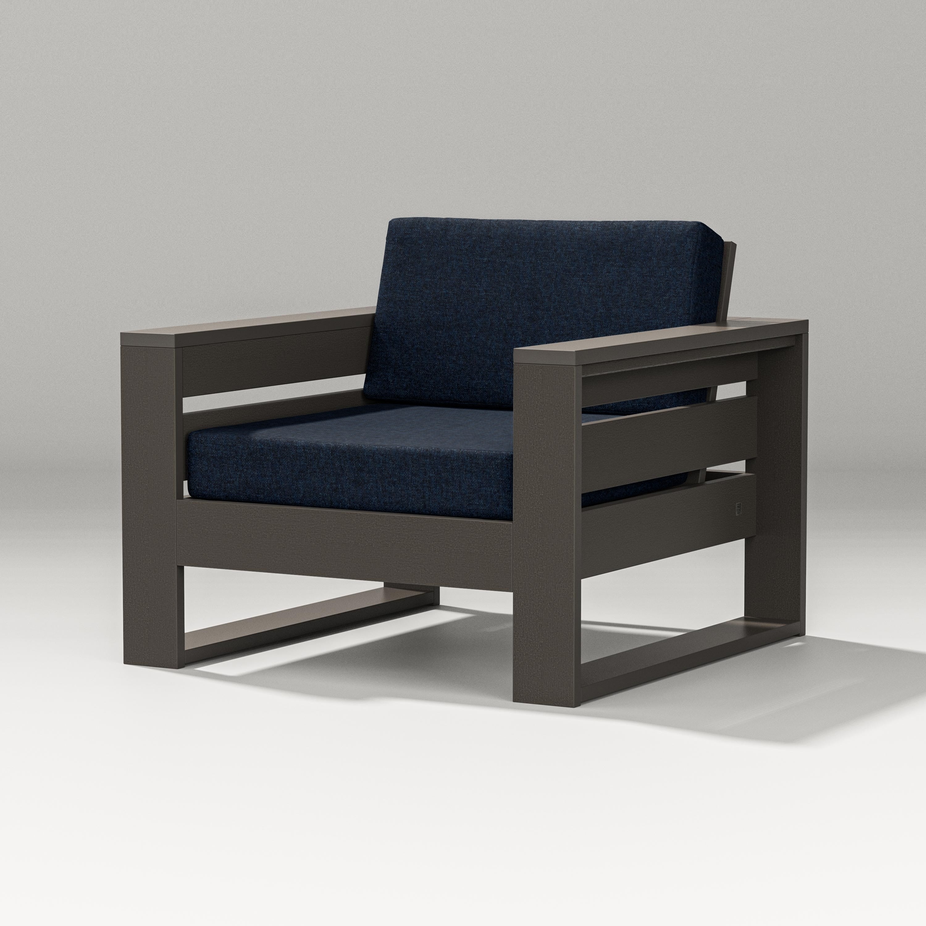 PW Designer Series Latitude Lounge Chair in Vintage Coffee / Marine Indigo