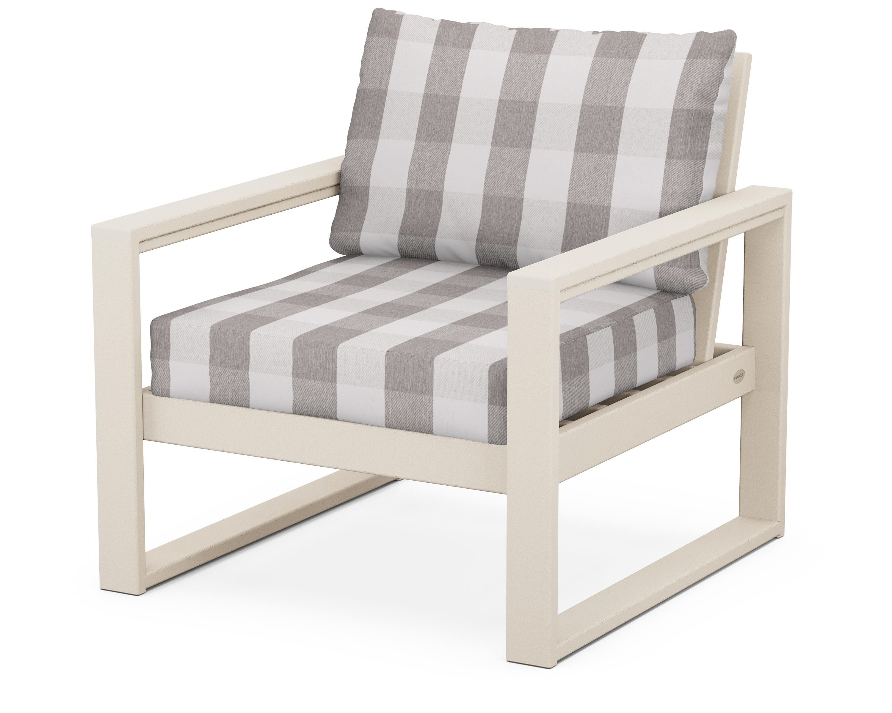 POLYWOOD® EDGE Club Chair in Sand / Buffalo Plaid Grey Mist