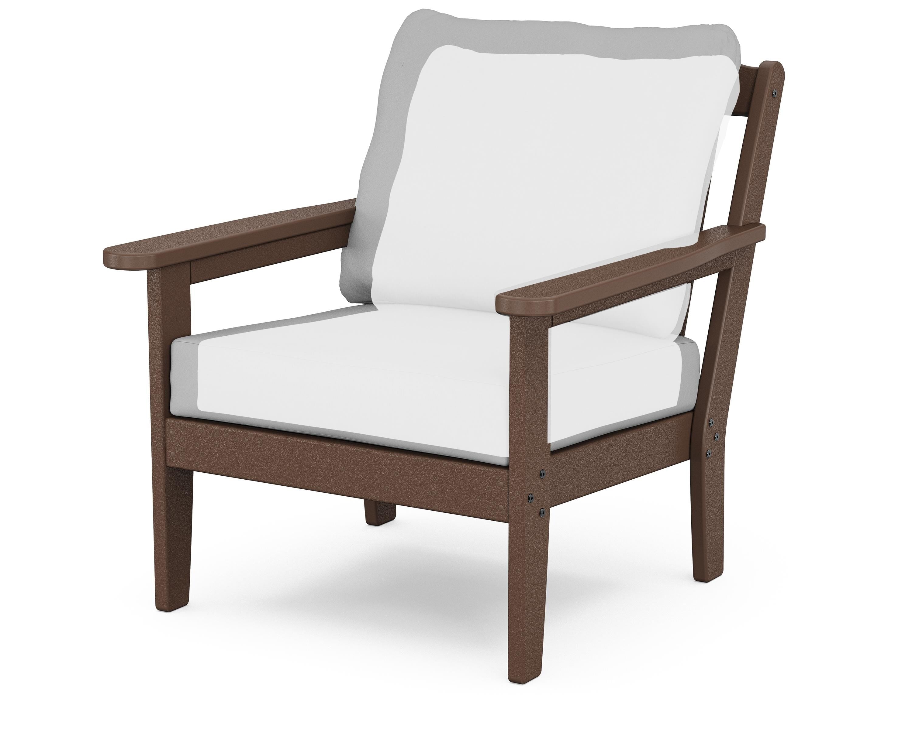 Country Living Cottage Deep Seating Chair in Mahogany / Natural