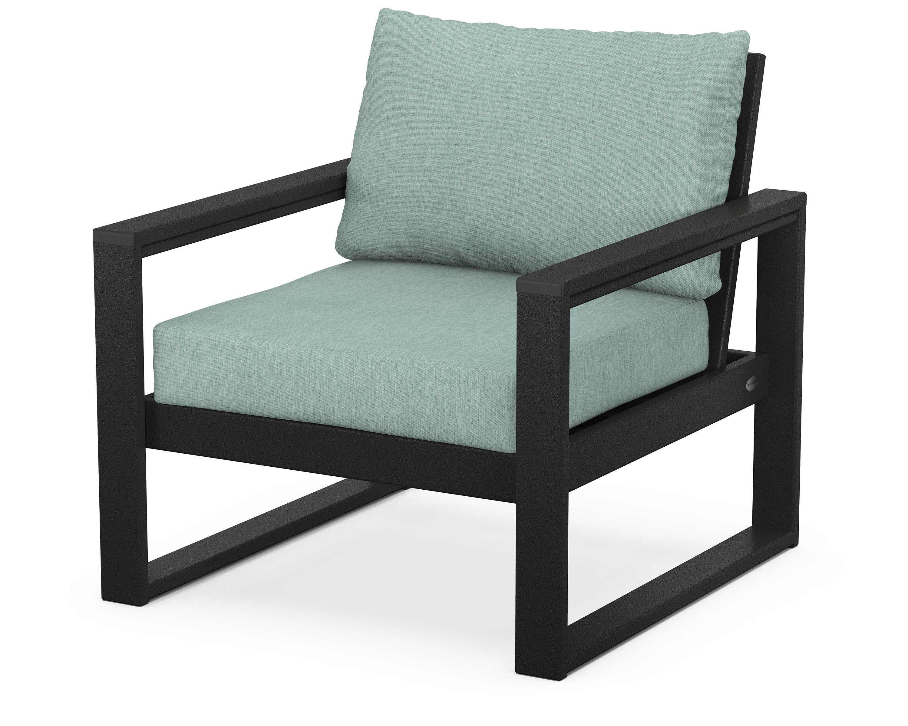 POLYWOOD® EDGE Club Chair in Black / Glacier Spa