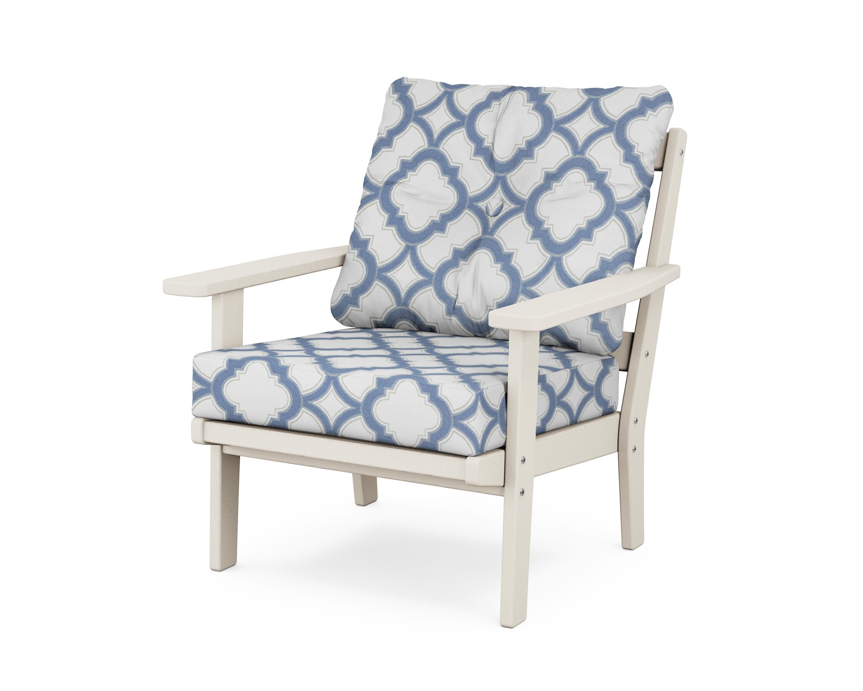 POLYWOOD® Prairie Deep Seating Chair in Sand / Trellis Sky Blue