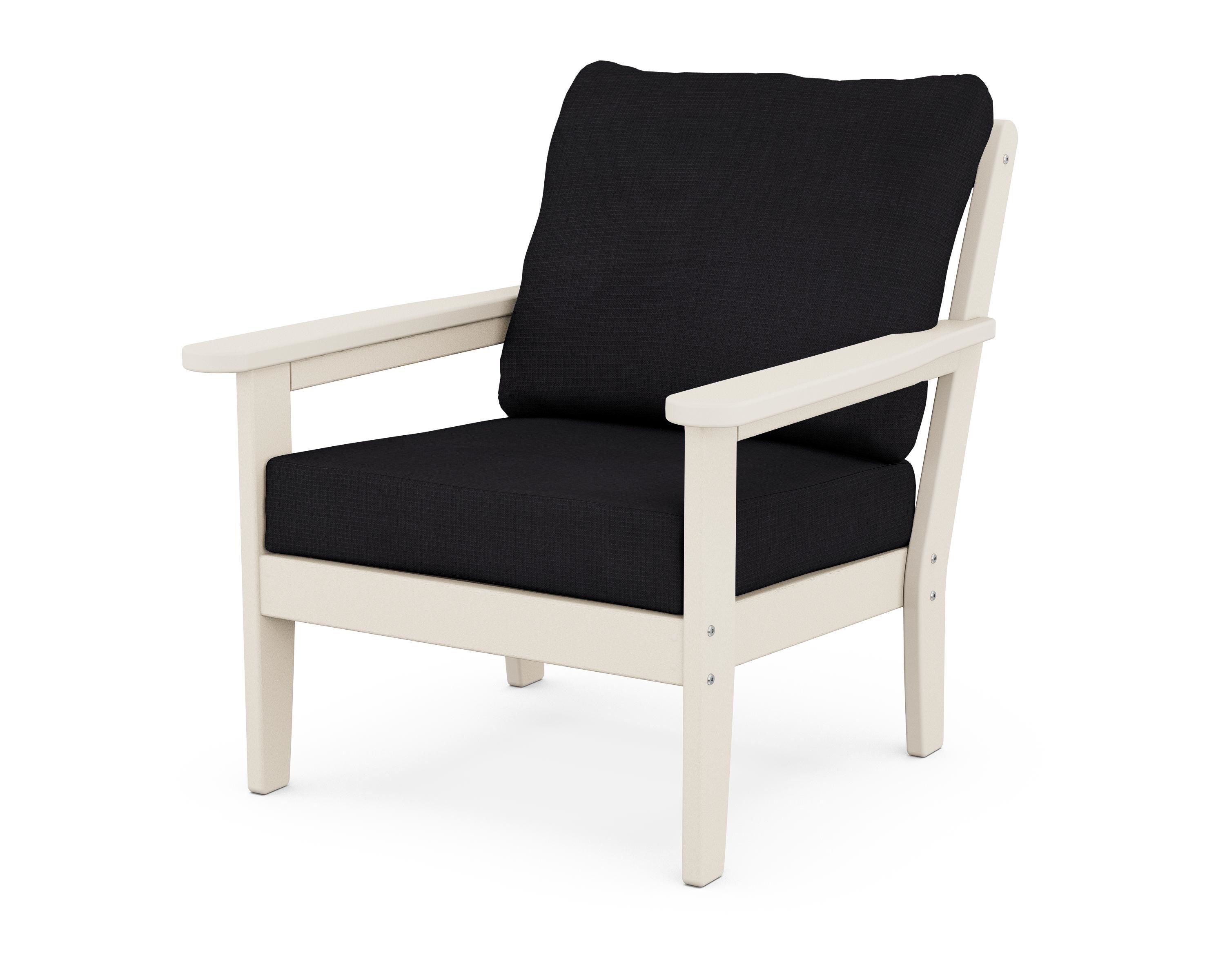 Country Living Cottage Deep Seating Chair in Sand / Midnight Linen