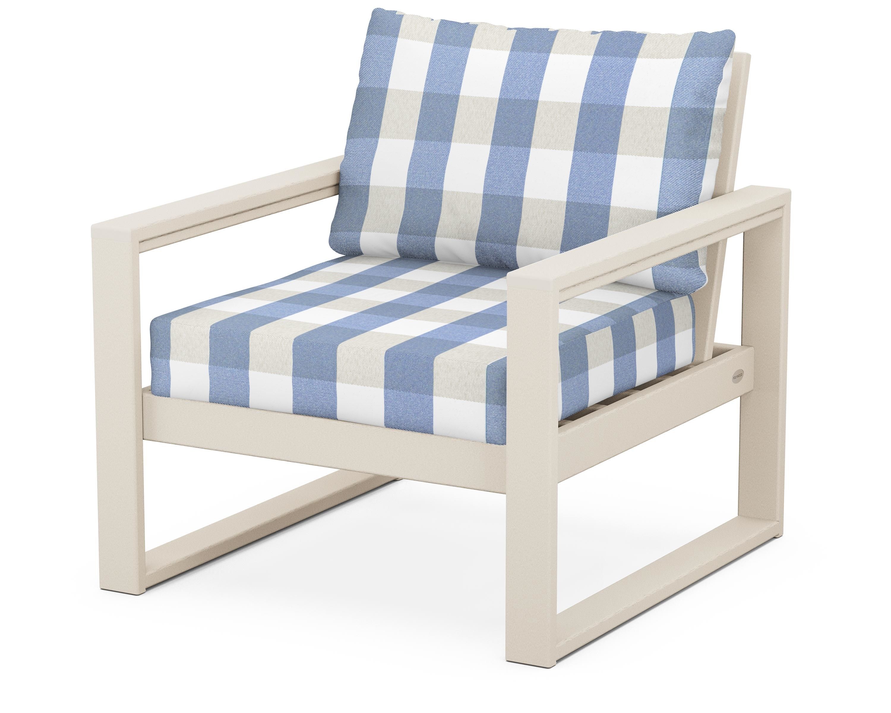 POLYWOOD® EDGE Club Chair in Sand / Buffalo Plaid Sky Blue