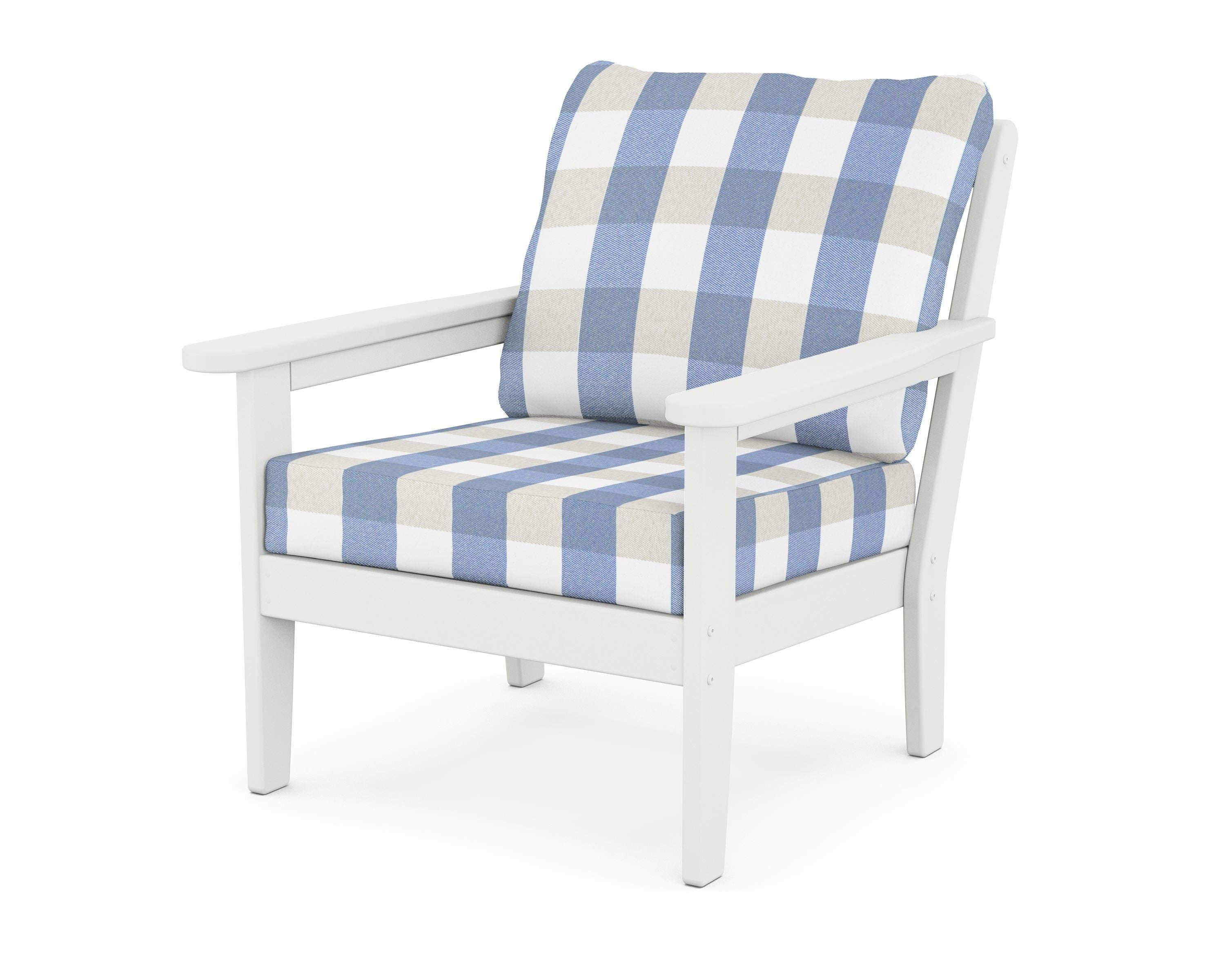 Country Living Cottage Deep Seating Chair in White / Buffalo Plaid Sky Blue