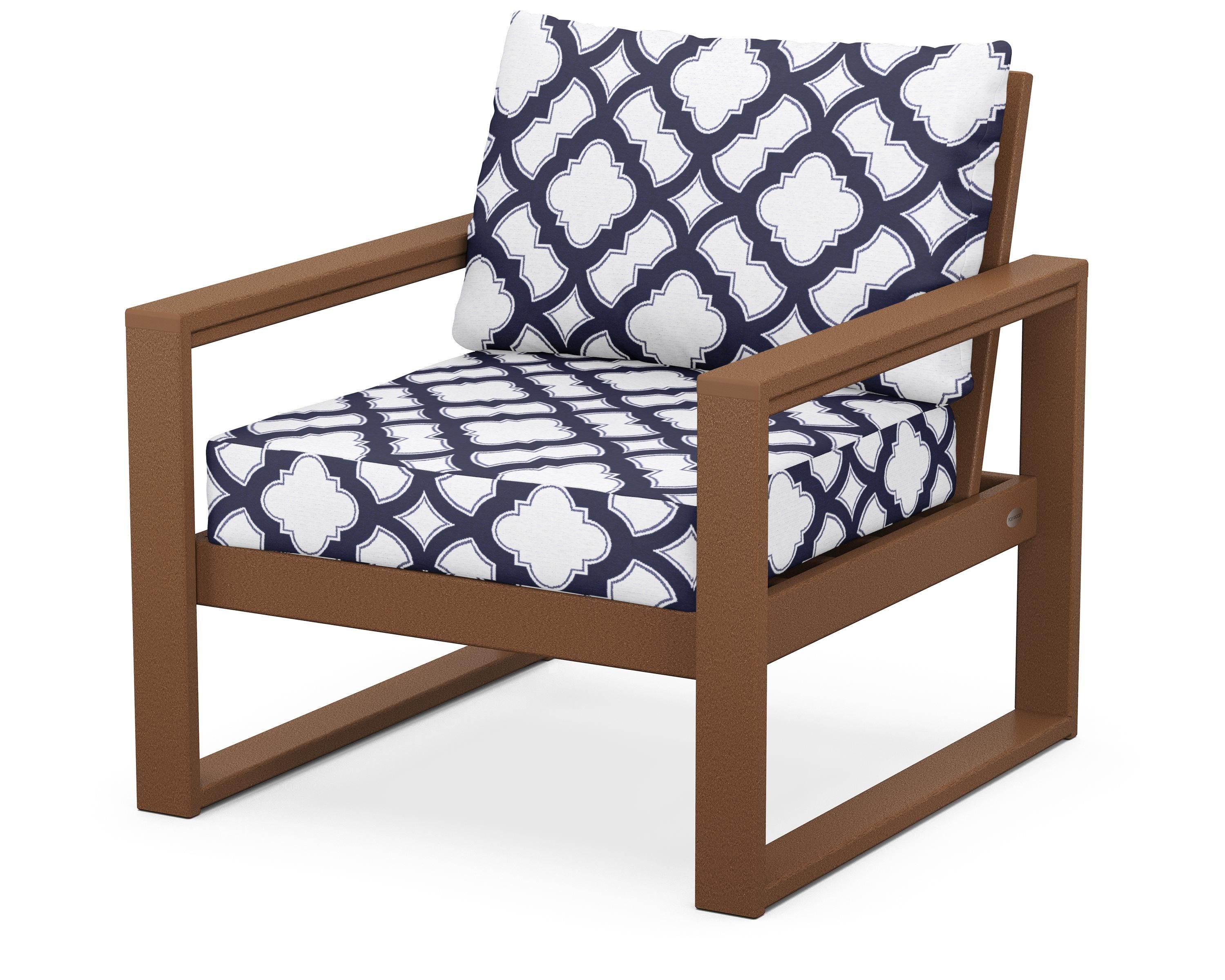 POLYWOOD® EDGE Club Chair in Teak / Trellis Navy