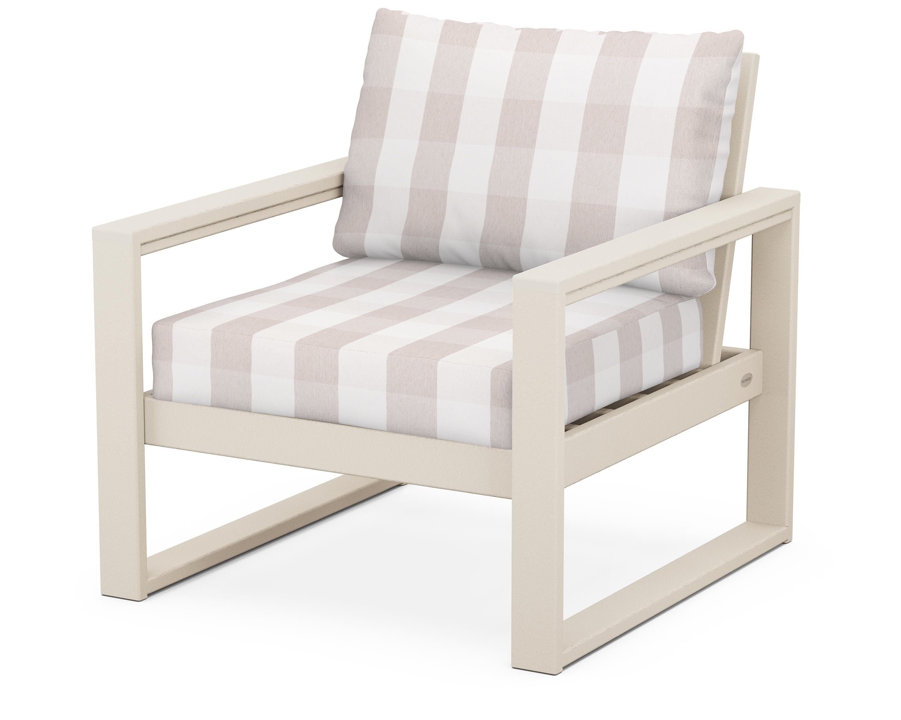 POLYWOOD® EDGE Club Chair in Sand / Buffalo Plaid Dune Burlap
