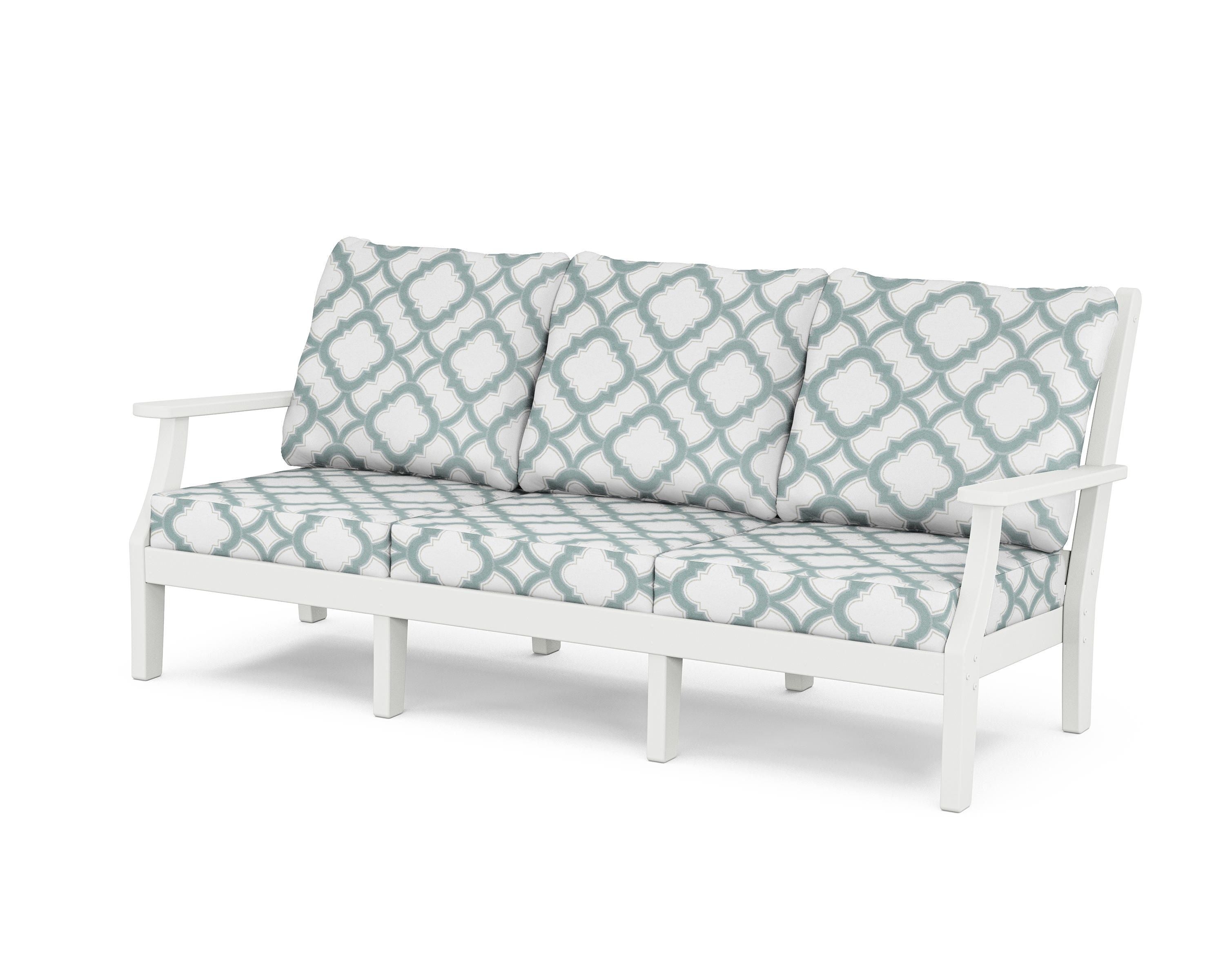 Country Living Wovendale Deep Seating Sofa in White / Trellis Glacier Spa