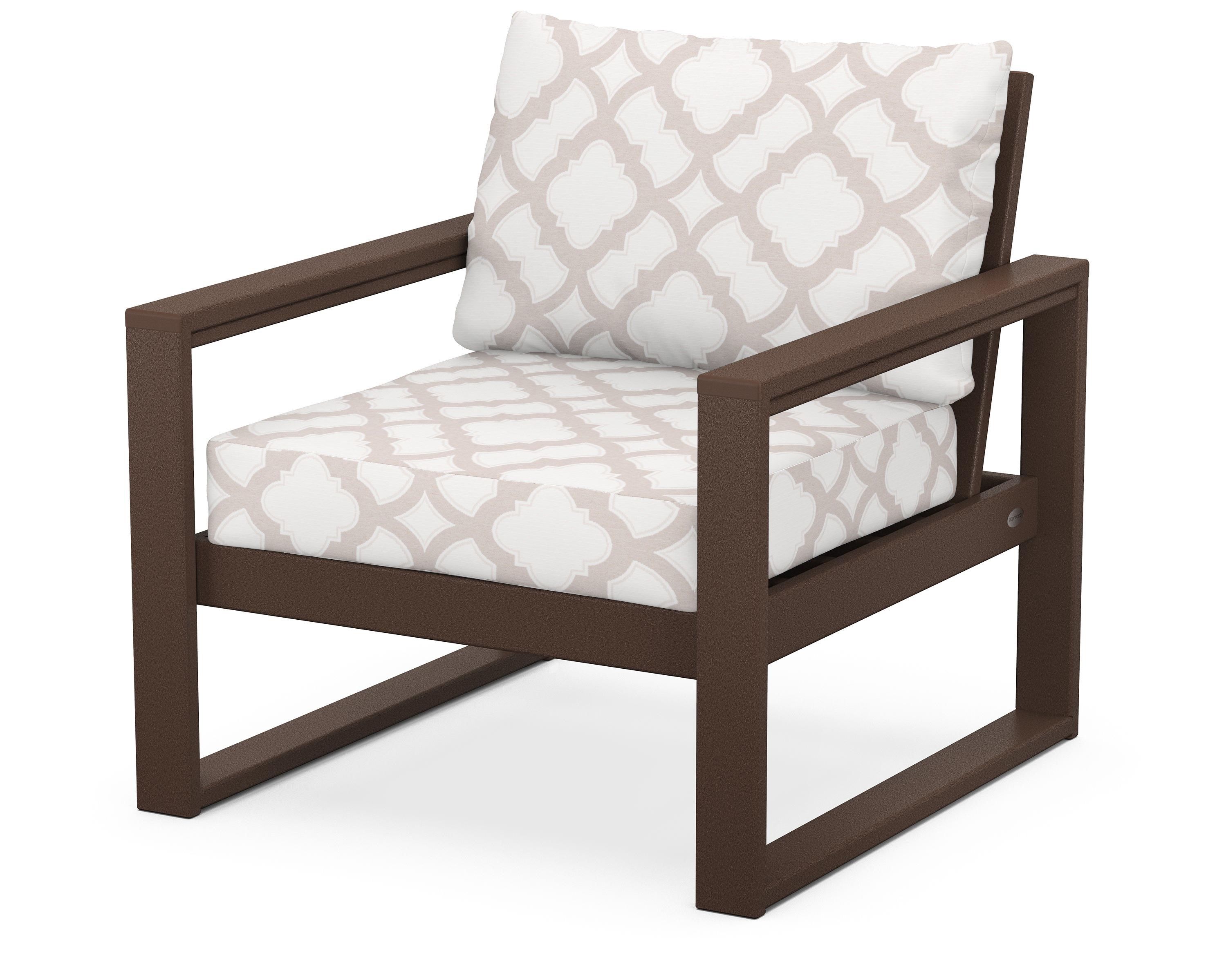POLYWOOD® EDGE Club Chair in Mahogany / Trellis Dune Burlap