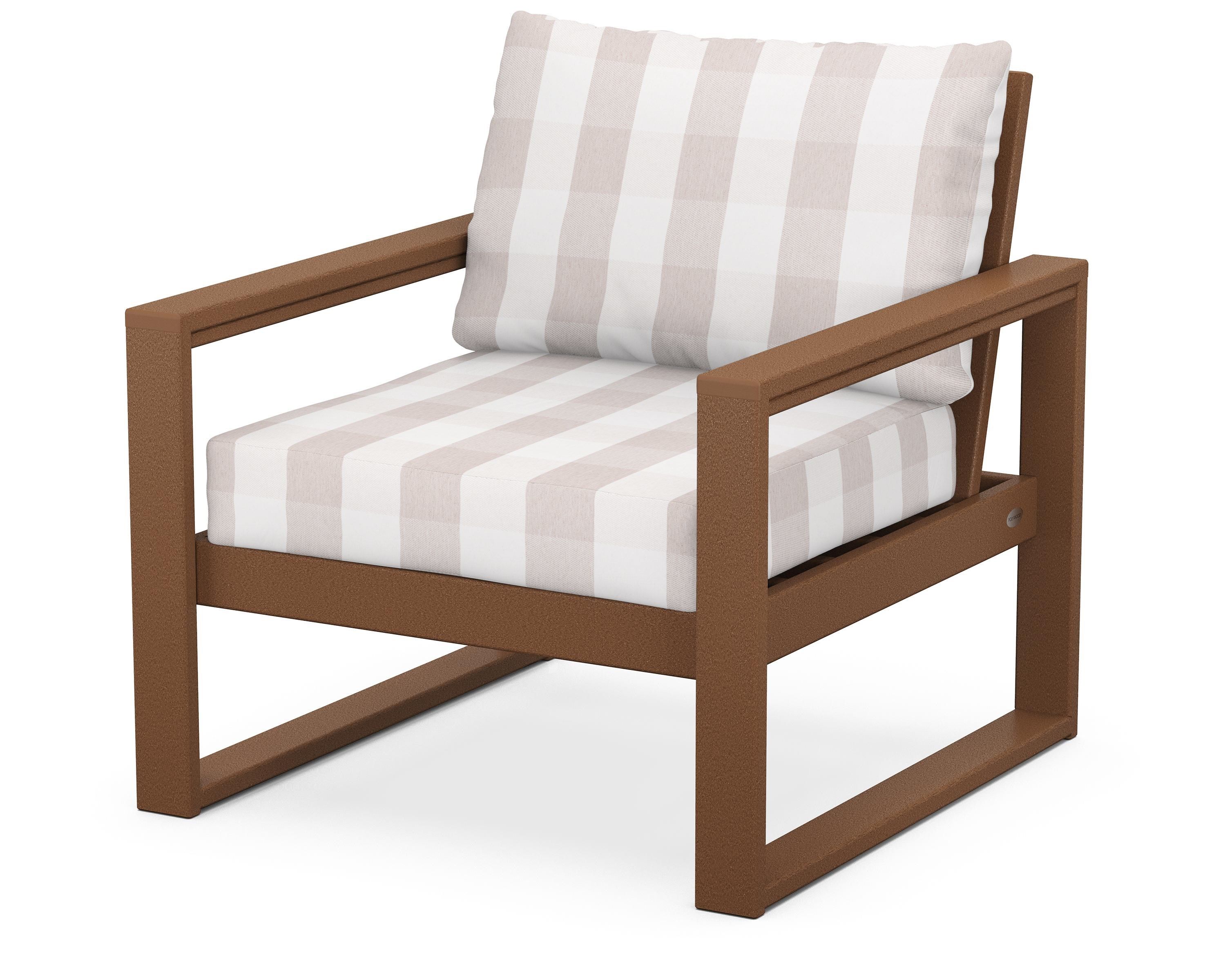 POLYWOOD® EDGE Club Chair in Teak / Buffalo Plaid Dune Burlap