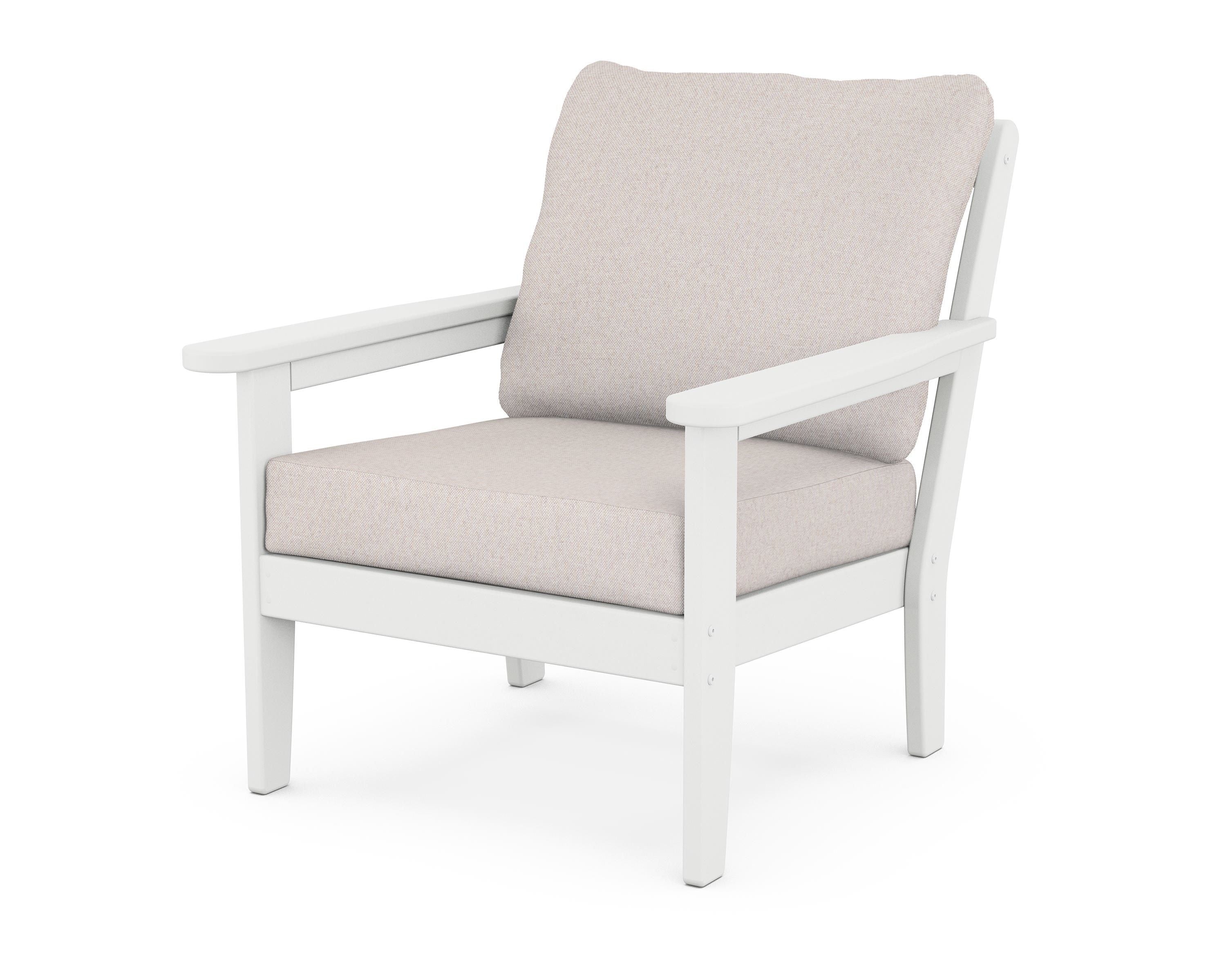 Country Living Cottage Deep Seating Chair in White / Dune Burlap