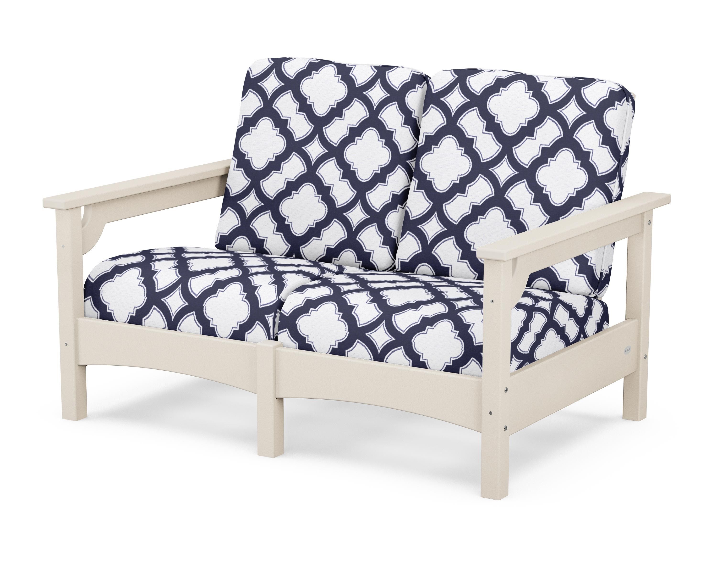 POLYWOOD® Club Loveseat in Sand / Trellis Navy
