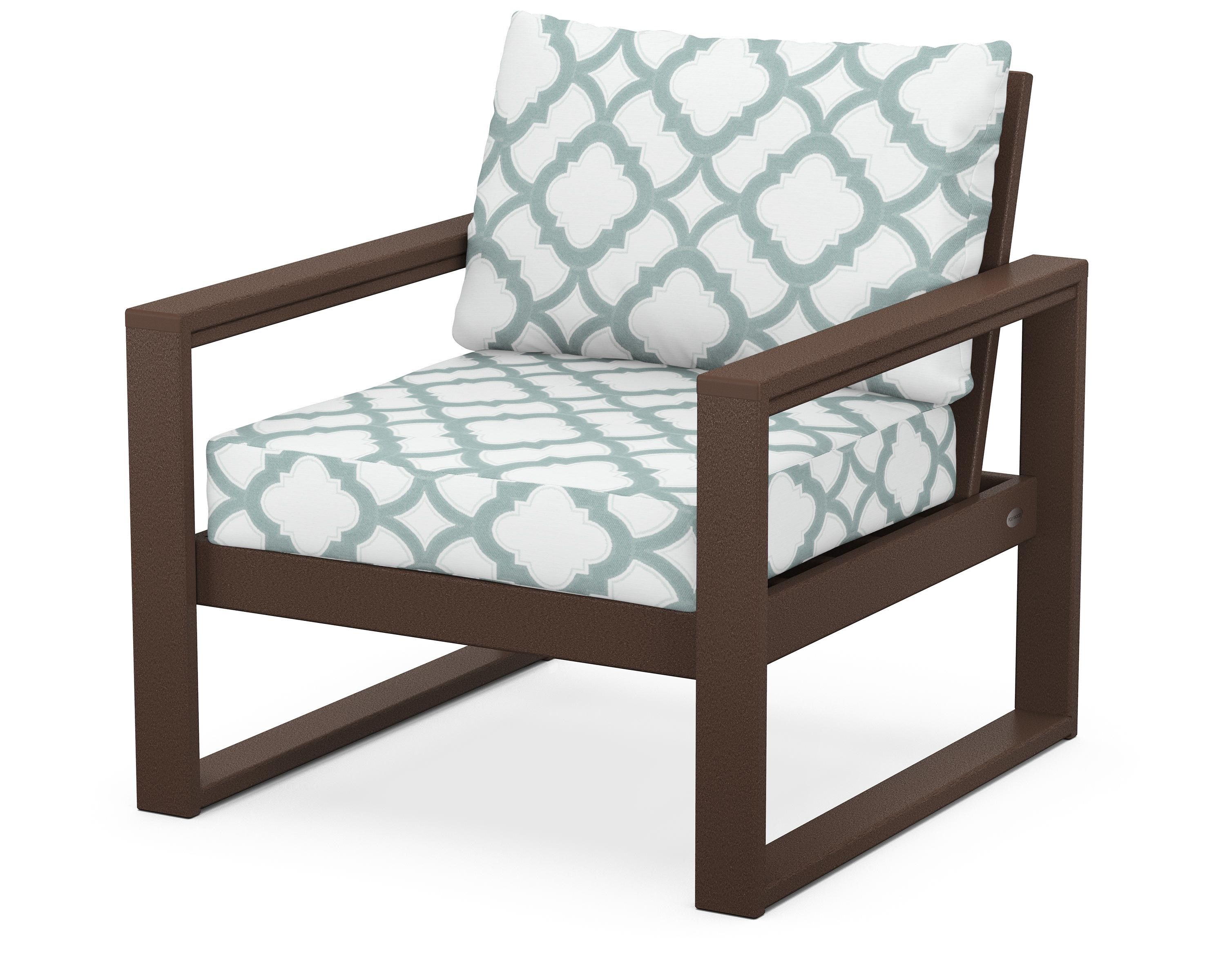 POLYWOOD® EDGE Club Chair in Mahogany / Trellis Glacier Spa