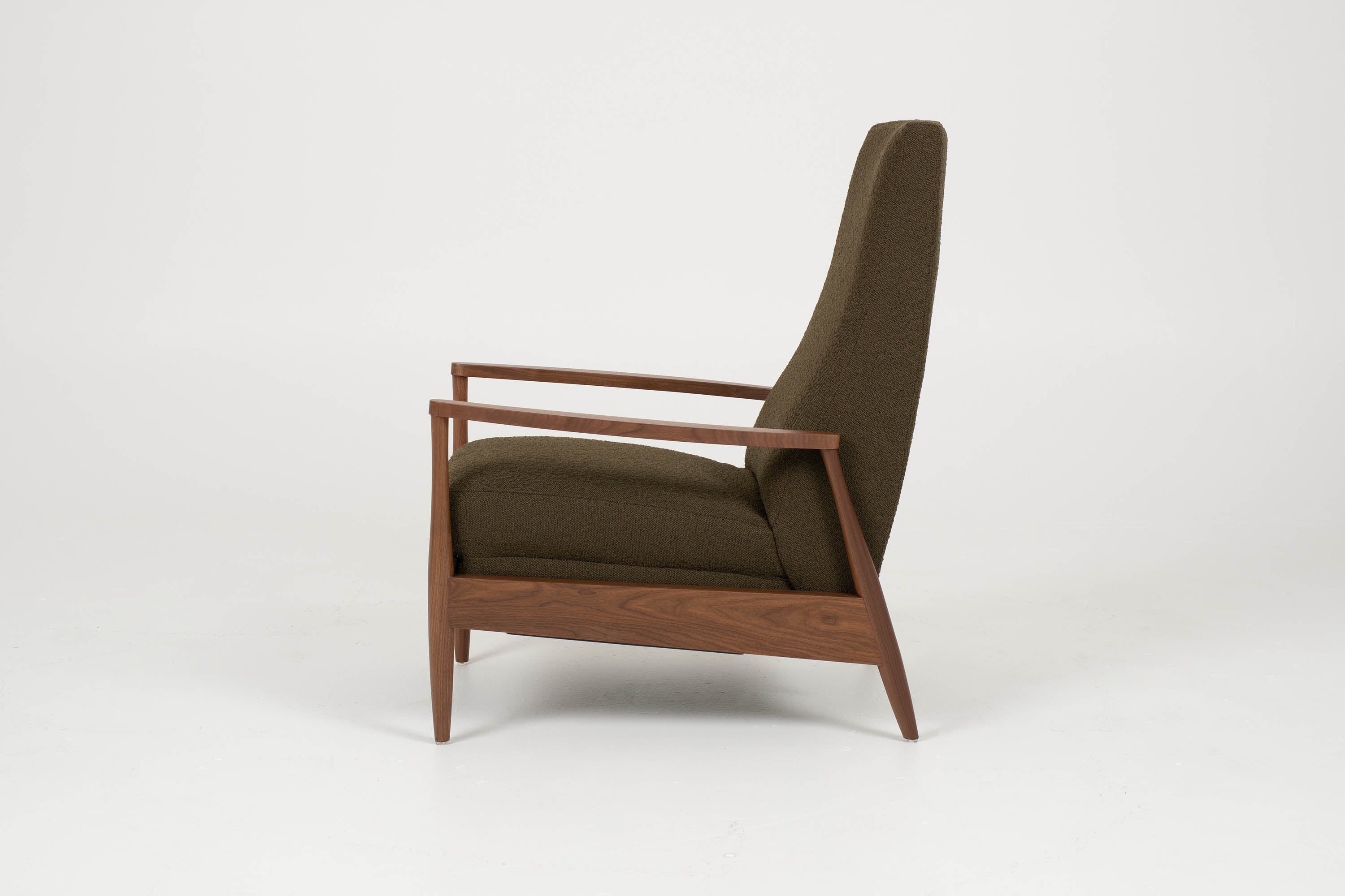 Aston Recliner