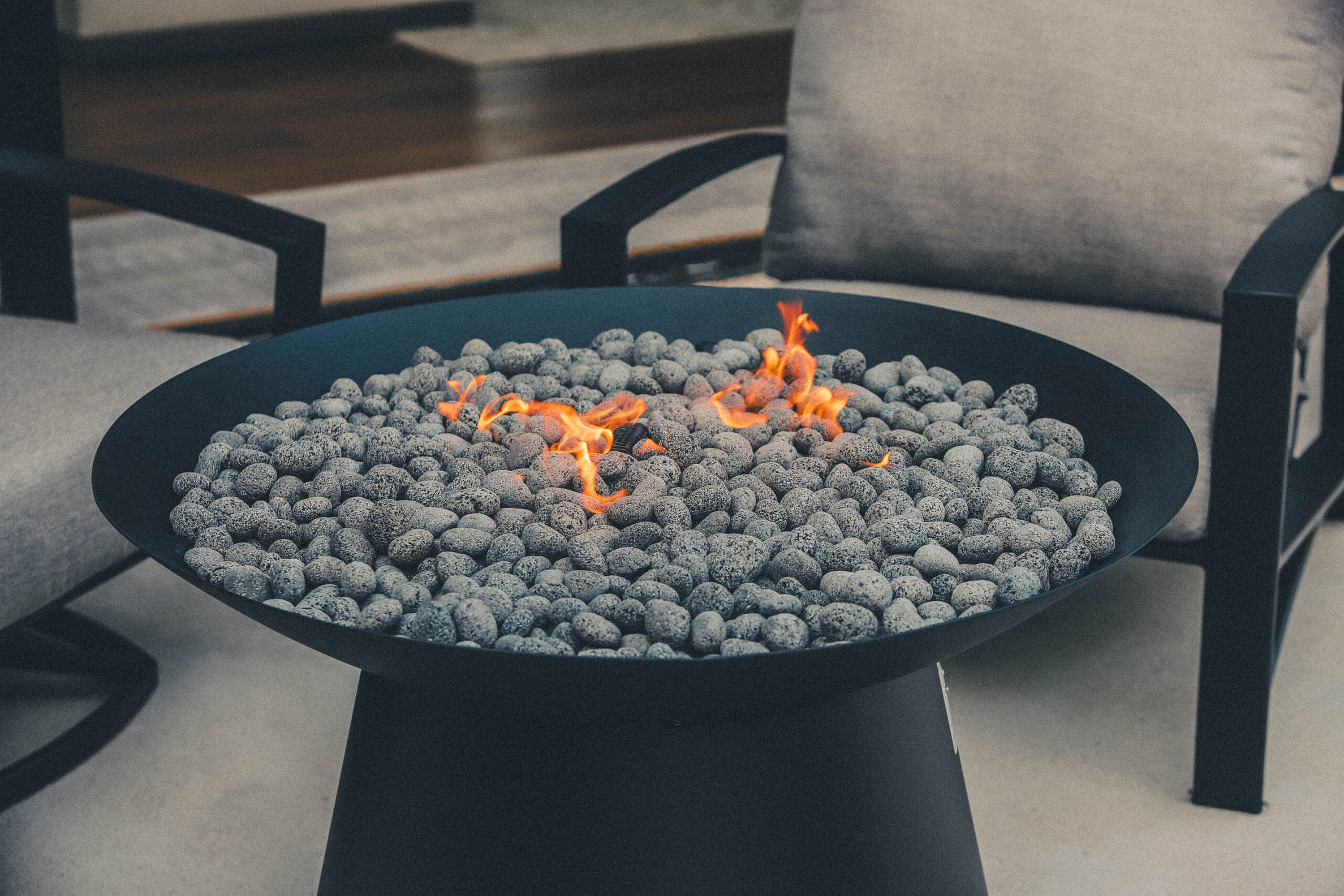 36″ Rd. Chat Height Basso Fire Pit