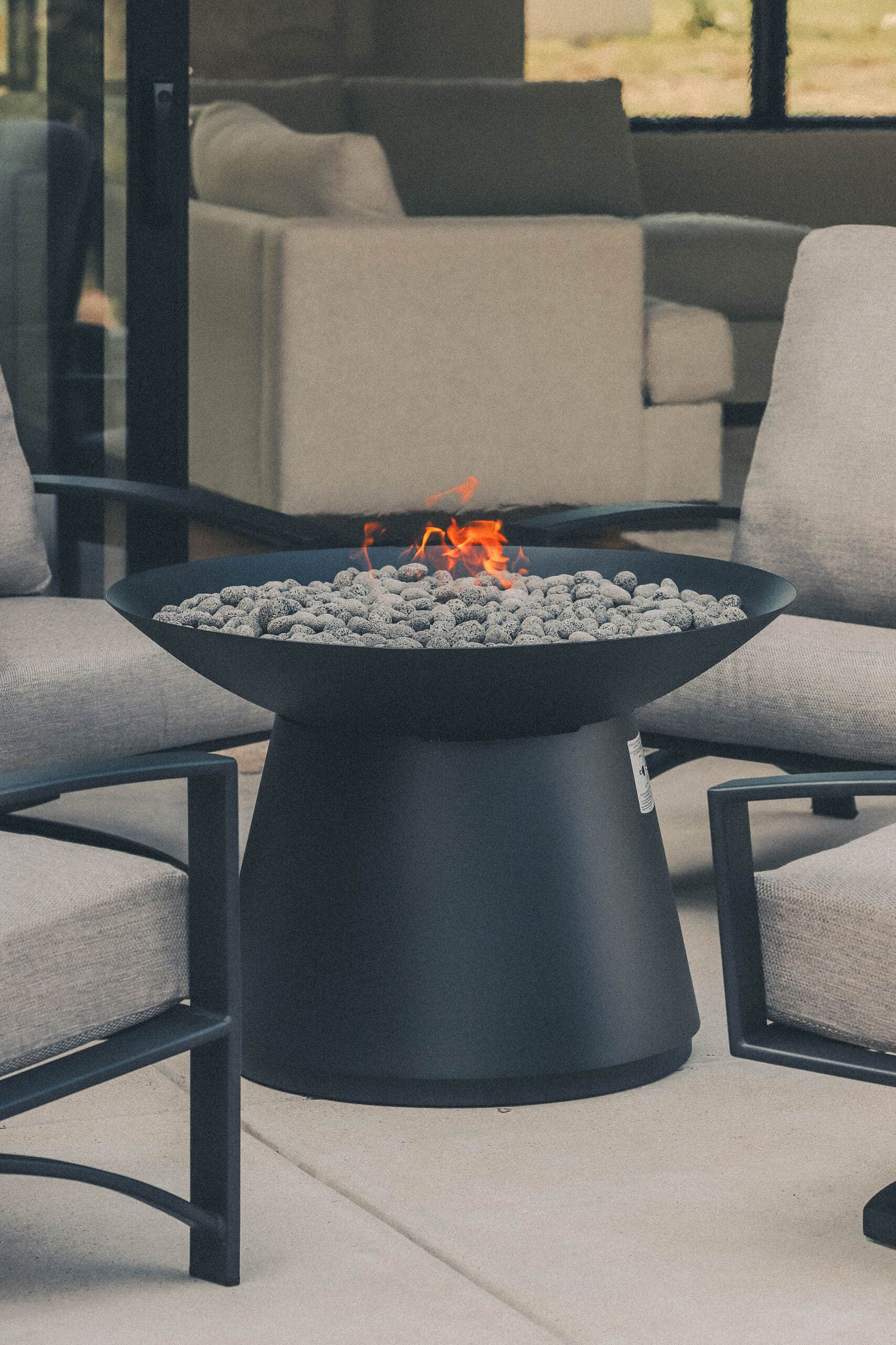 36″ Rd. Chat Height Basso Fire Pit
