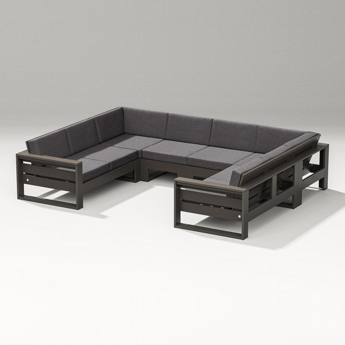 Latitude U-shaped Sectional