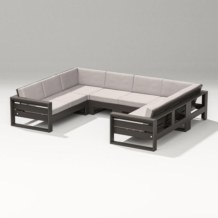 Latitude U-shaped Sectional