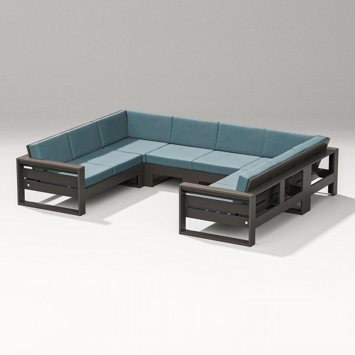 Latitude U-shaped Sectional