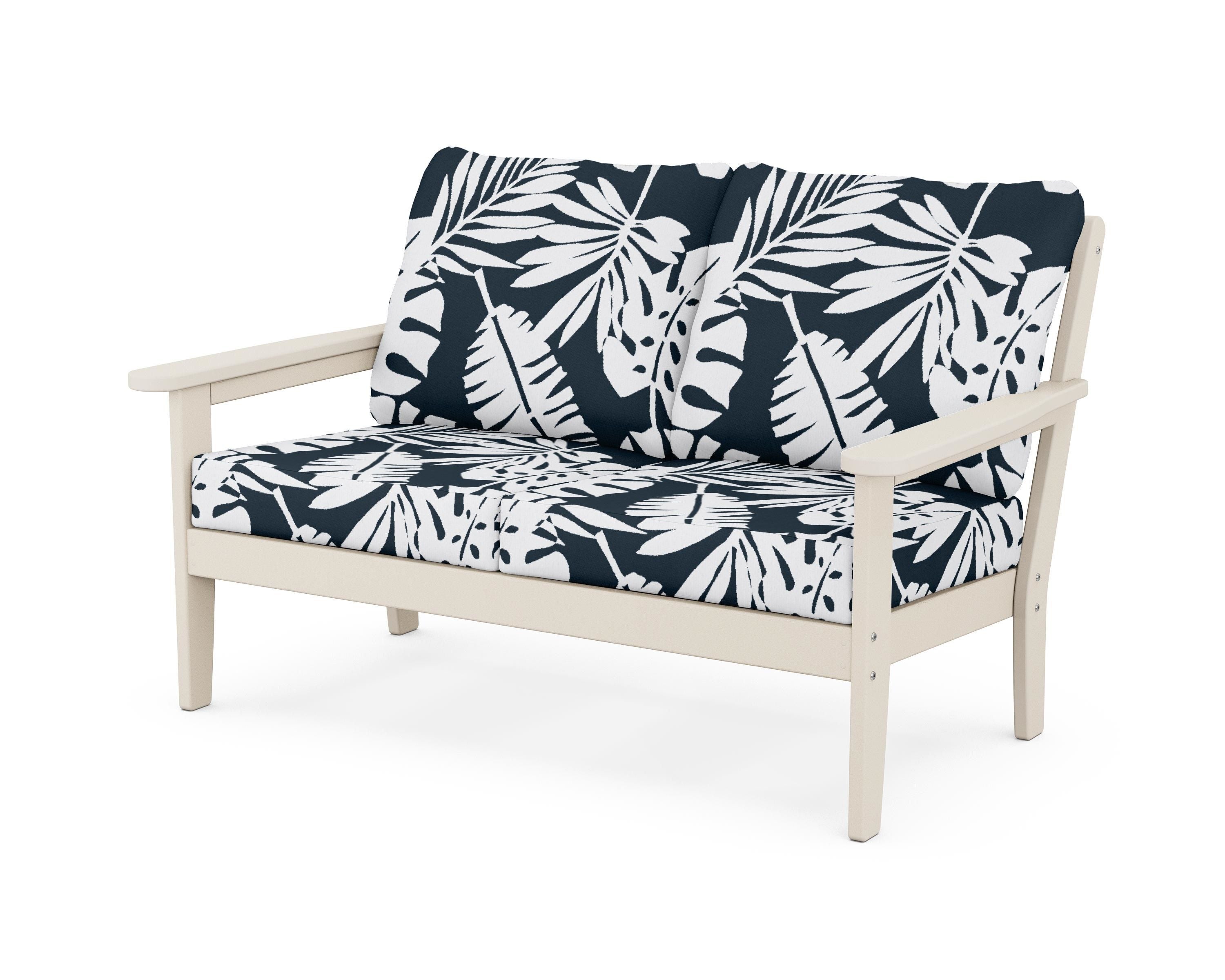 Country Living Cottage Deep Seating Loveseat in Sand / Leaf Marine Indigo
