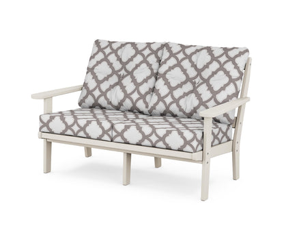 POLYWOOD® Mission Deep Seating Loveseat in Sand / Trellis Grey Mist