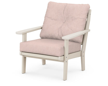 POLYWOOD® Lakeside Deep Seating Chair in Sand / Play Cameo
