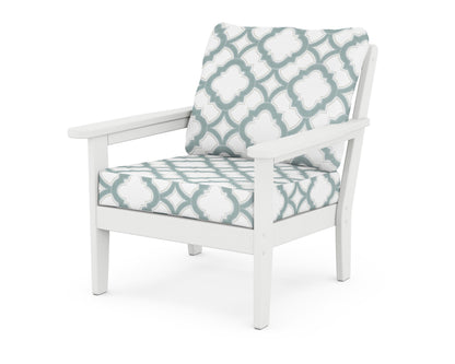 Country Living Cottage Deep Seating Chair in White / Trellis Glacier Spa