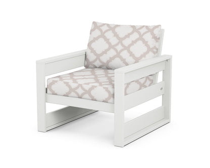 POLYWOOD® Westport Club Chair in White / Trellis Dune Burlap