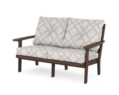 POLYWOOD® Prairie Deep Seating Loveseat in Mahogany / Trellis Dune Burlap
