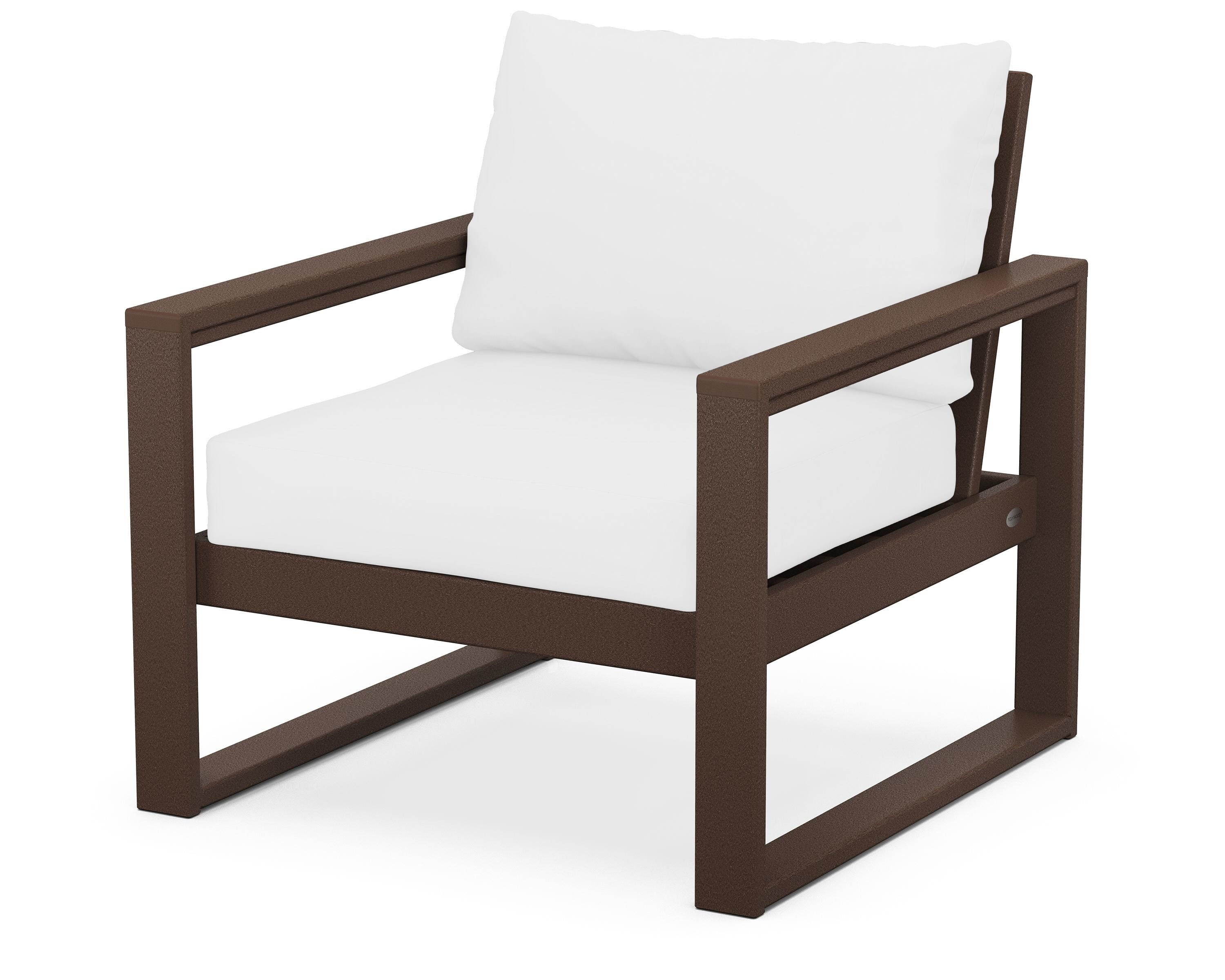 POLYWOOD® EDGE Club Chair in Mahogany / Natural