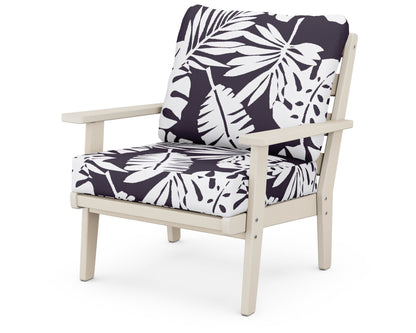POLYWOOD® Grant Park Deep Seating Chair in Sand / Leaf Navy