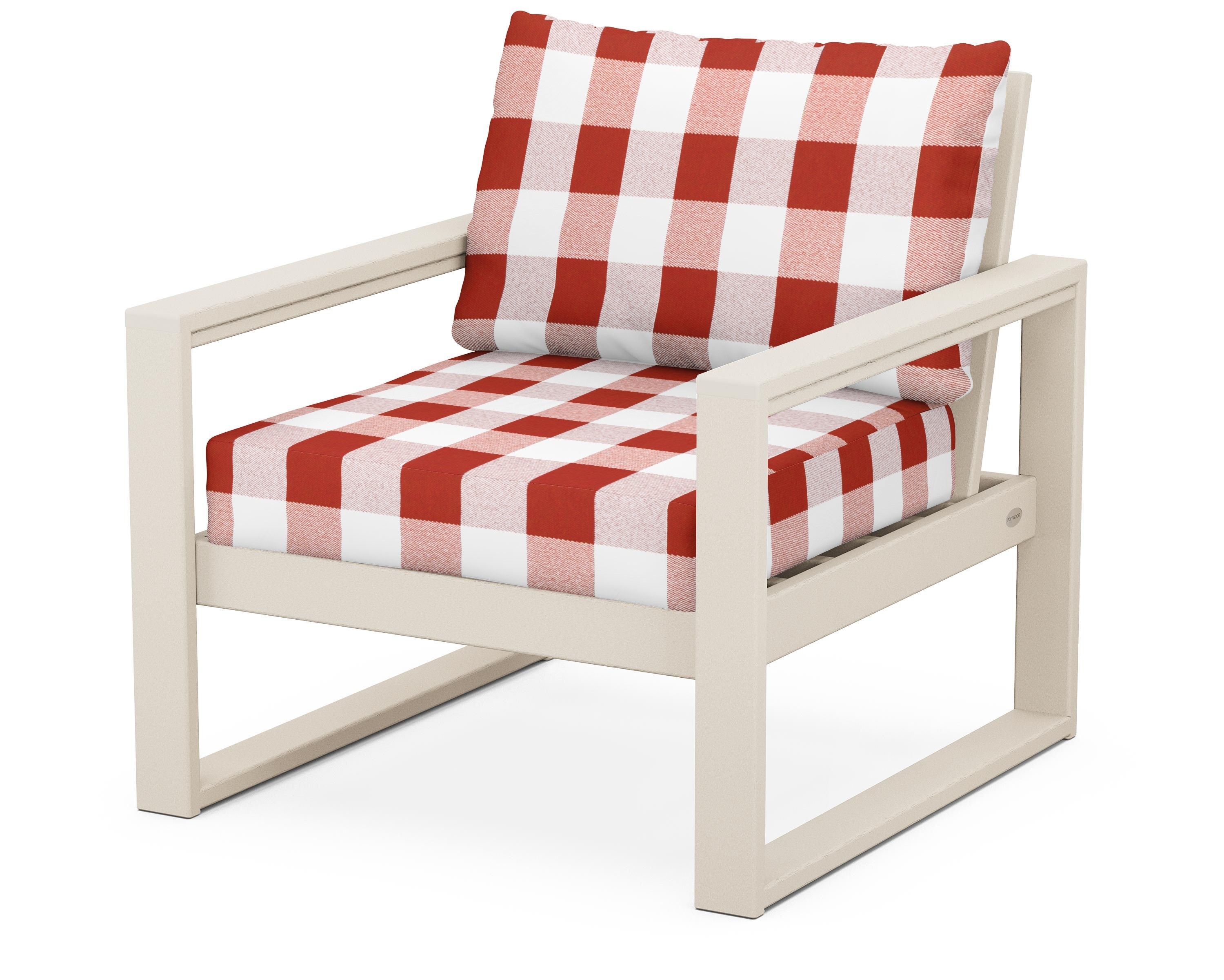 POLYWOOD® EDGE Club Chair in Sand / Buffalo Plaid Crimson