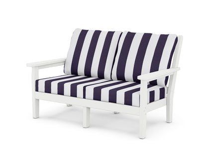 POLYWOOD® Chippendale Deep Seating Loveseat in White / Cabana Stripe Navy
