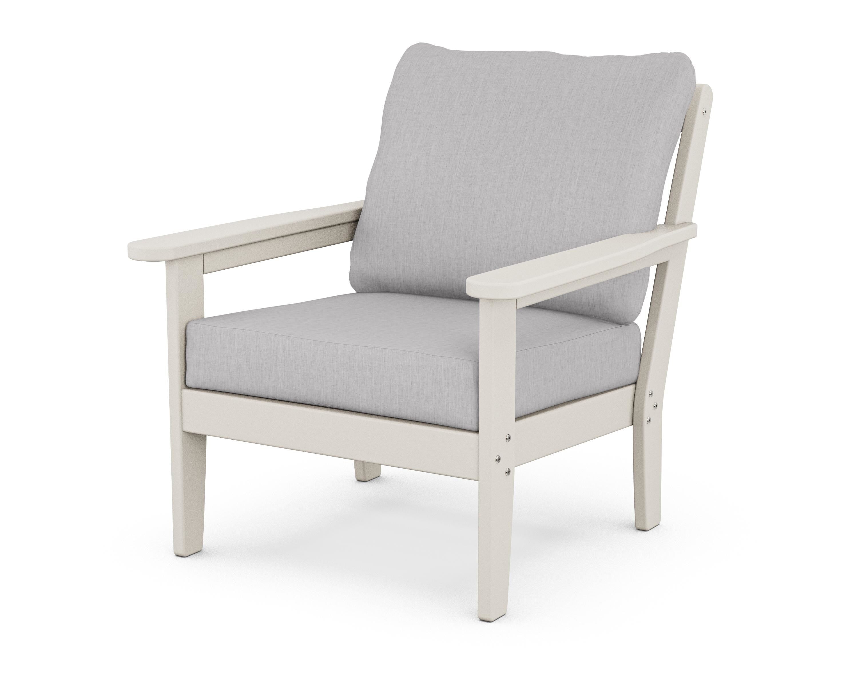 Country Living Cottage Deep Seating Chair in Sand / Granite