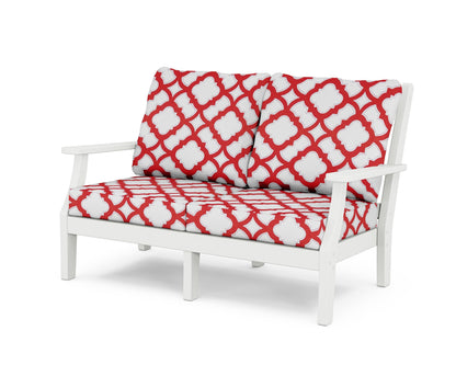 Country Living Wovendale Deep Seating Loveseat in White / Trellis Crimson
