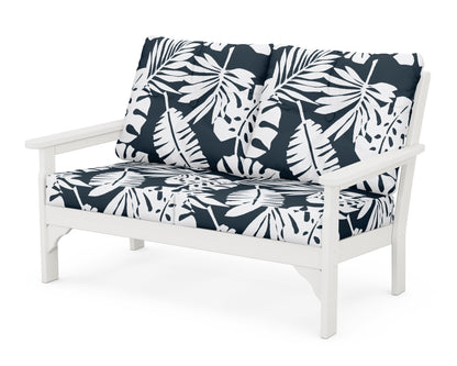 POLYWOOD® Vineyard Deep Seating Loveseat in Vintage White / Leaf Marine Indigo