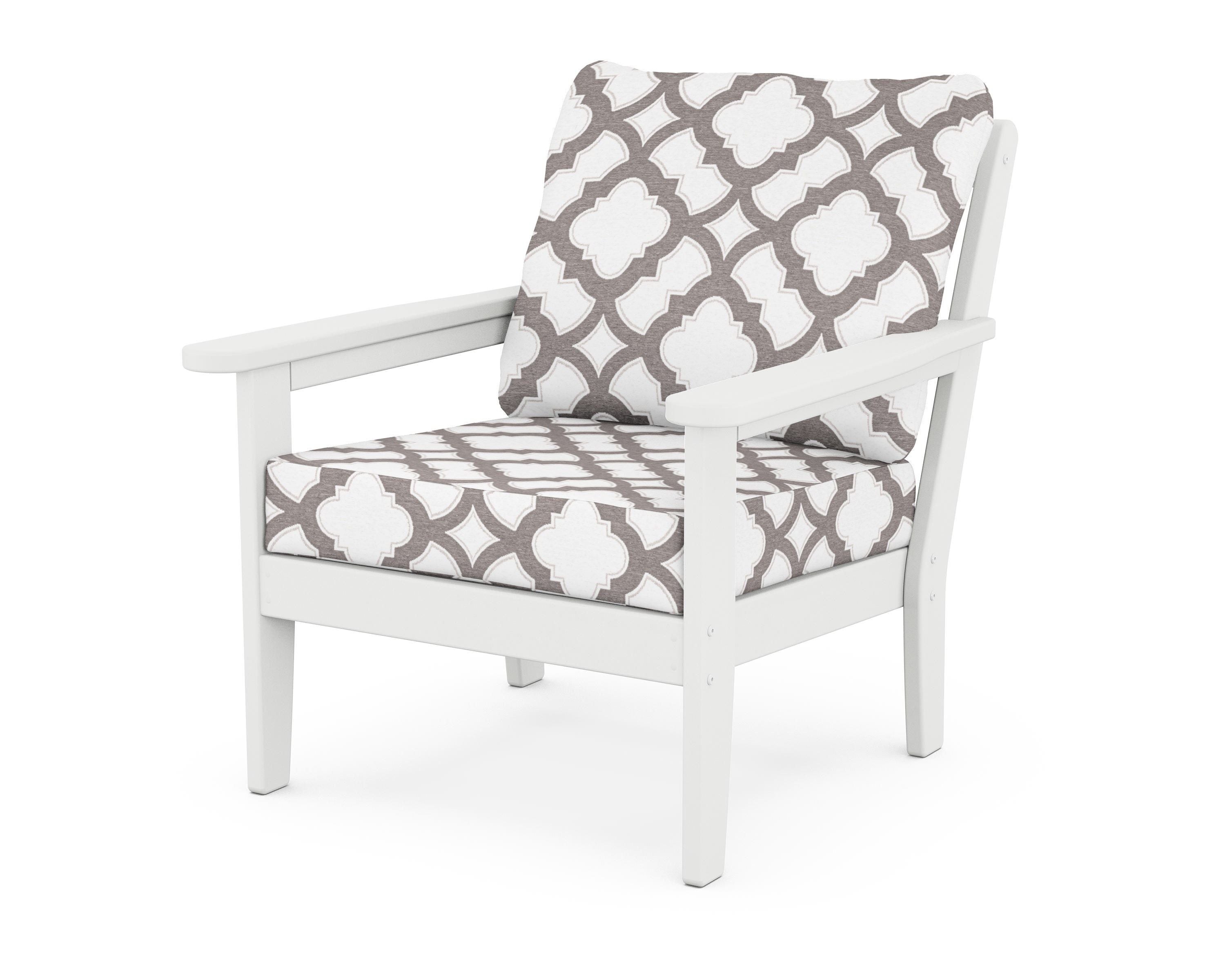 Country Living Cottage Deep Seating Chair in White / Trellis Grey Mist