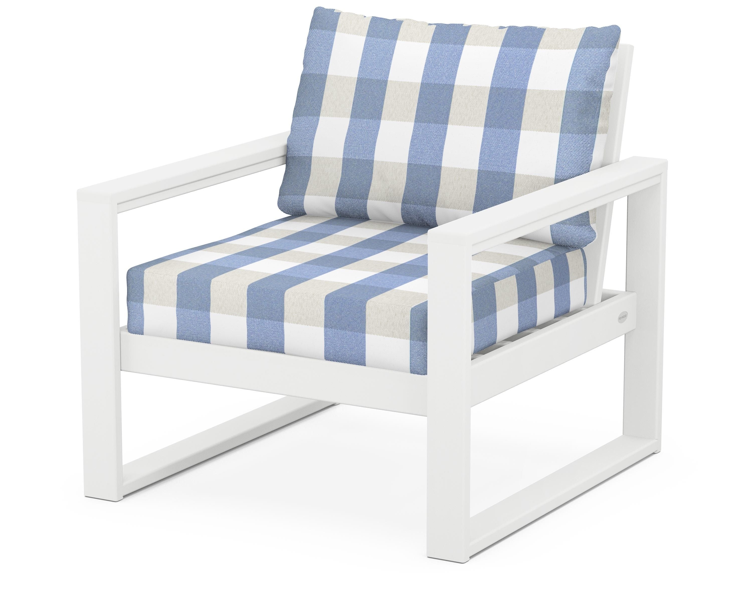 POLYWOOD® EDGE Club Chair in White / Buffalo Plaid Sky Blue