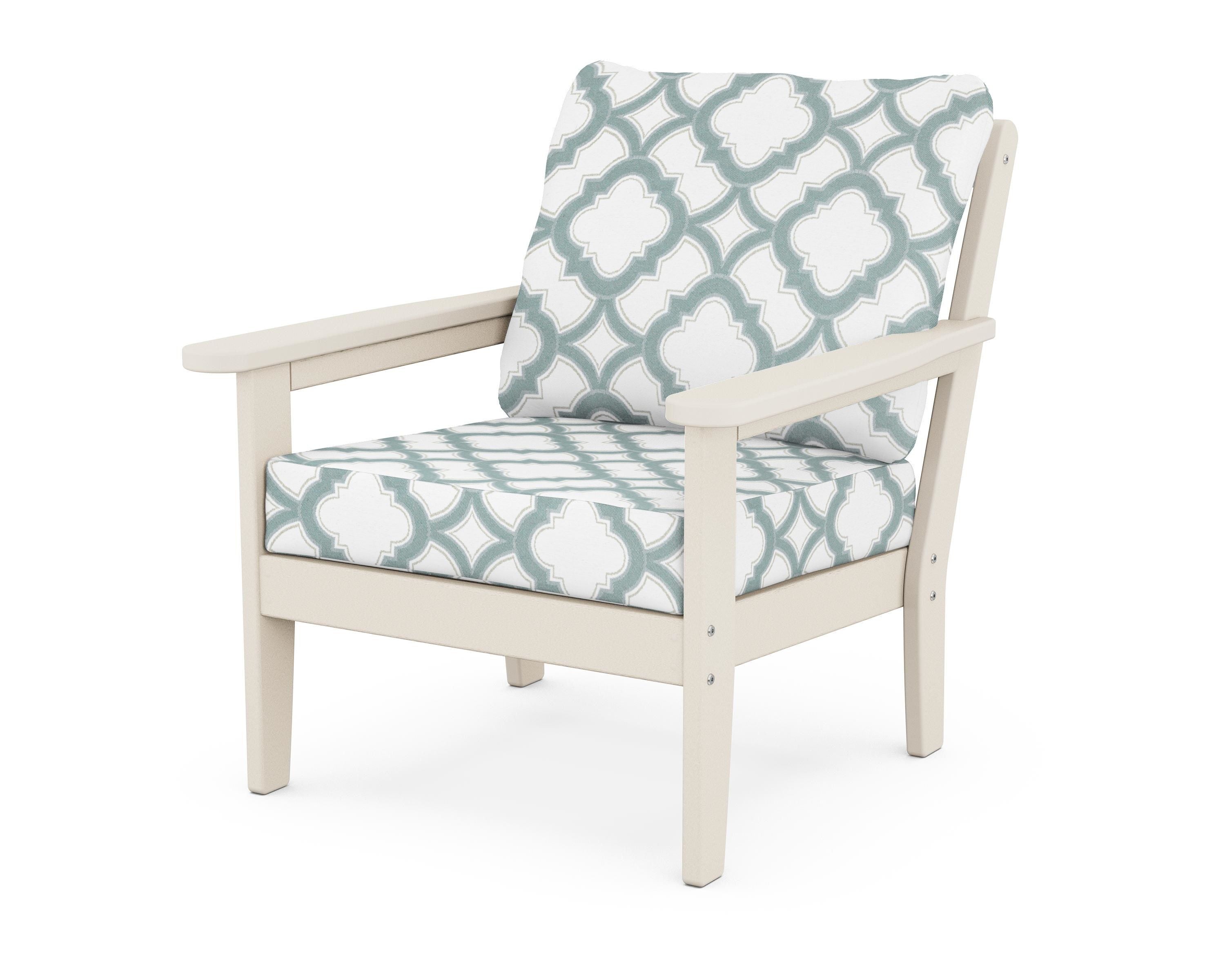 Country Living Cottage Deep Seating Chair in Sand / Trellis Glacier Spa