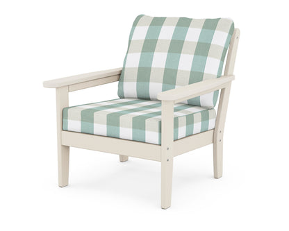 Country Living Cottage Deep Seating Chair in Sand / Buffalo Plaid Glacier Spa