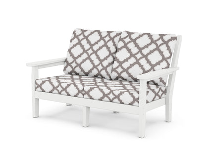 POLYWOOD® Chippendale Deep Seating Loveseat in White / Trellis Grey Mist