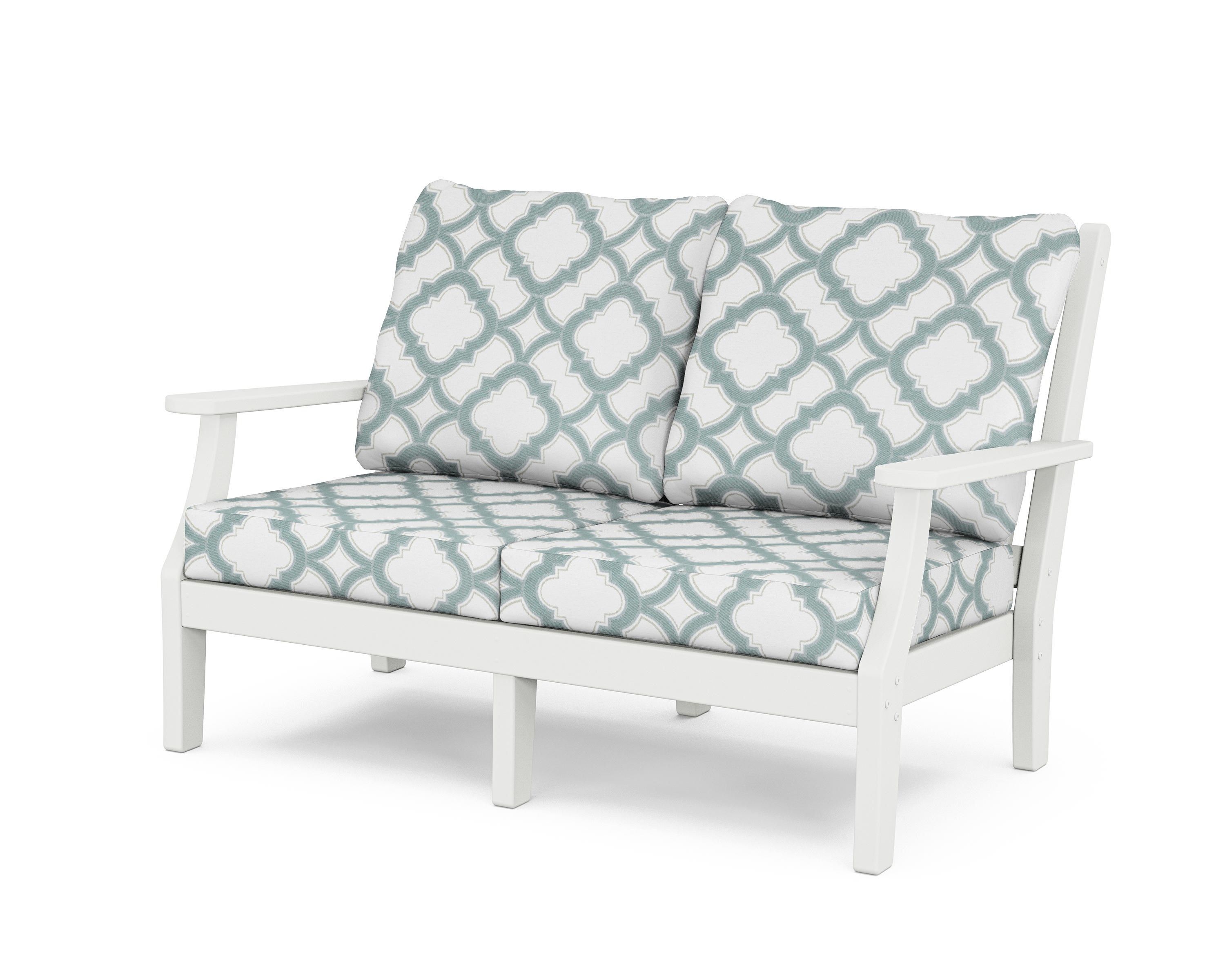 Country Living Wovendale Deep Seating Loveseat in White / Trellis Glacier Spa