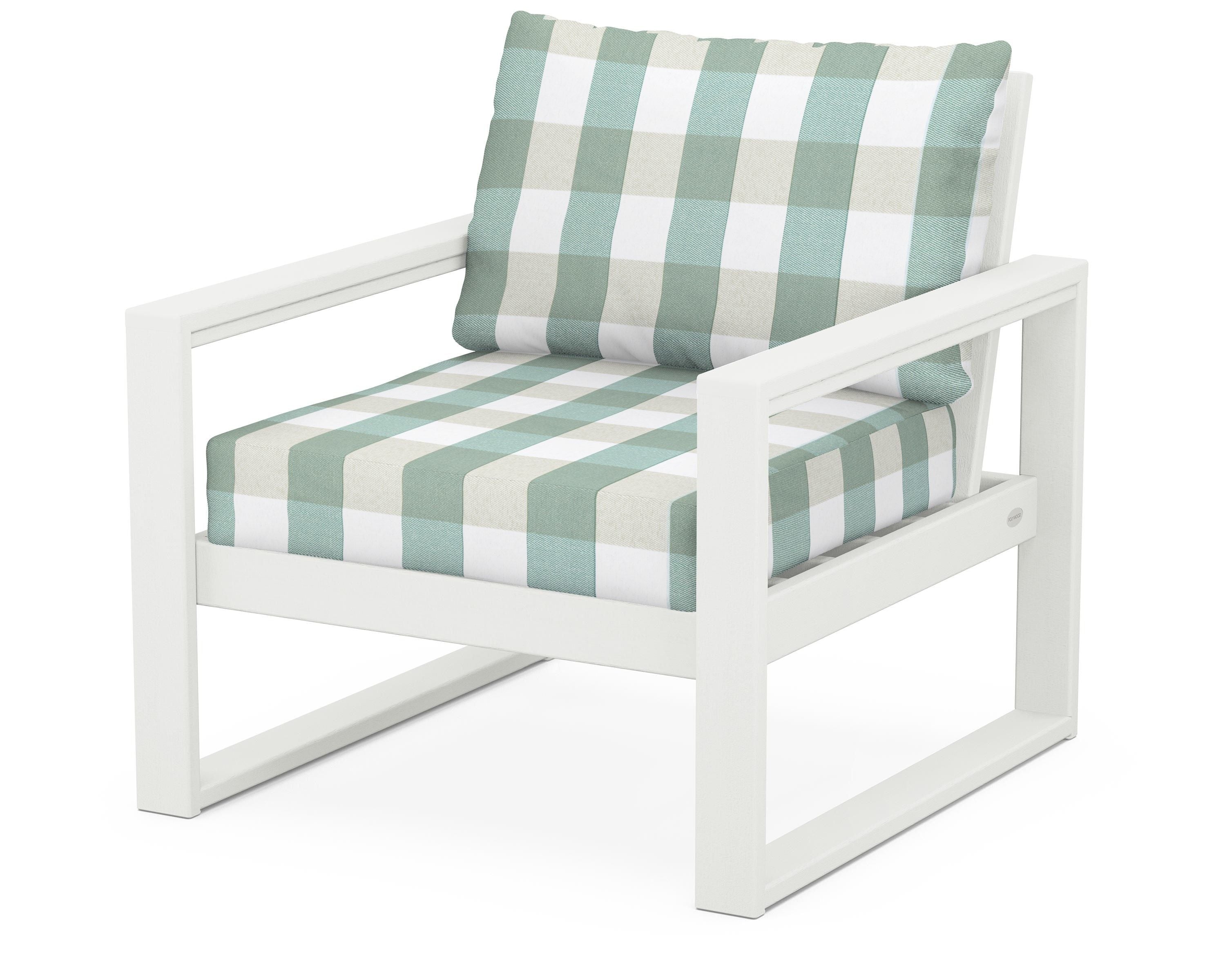 POLYWOOD® EDGE Club Chair in Vintage White / Buffalo Plaid Glacier Spa