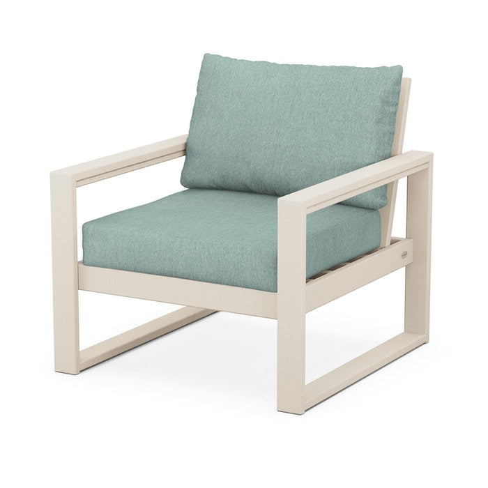 EDGE Club Chair