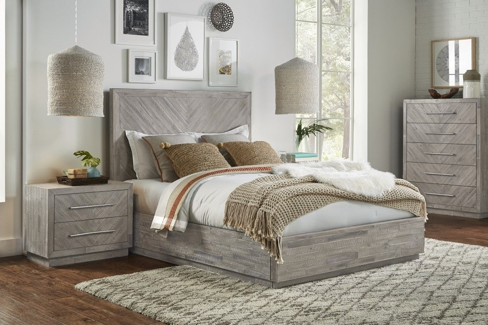 ALEXANDRA PLATFORM BED